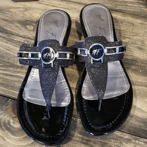 Marc Fisher Sz 10 M * Black Glitter Sandals